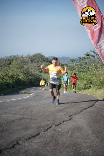 Race photo from Kelud Vertical Challenge 2024