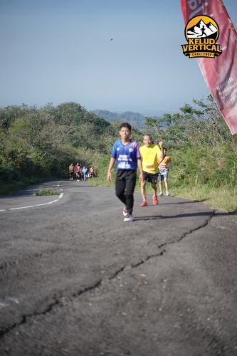 Race photo from Kelud Vertical Challenge 2024