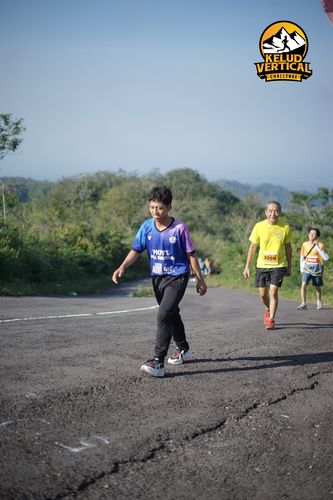 Race photo from Kelud Vertical Challenge 2024