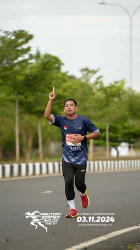 Race photo from Arutmin Borneo Run 2024