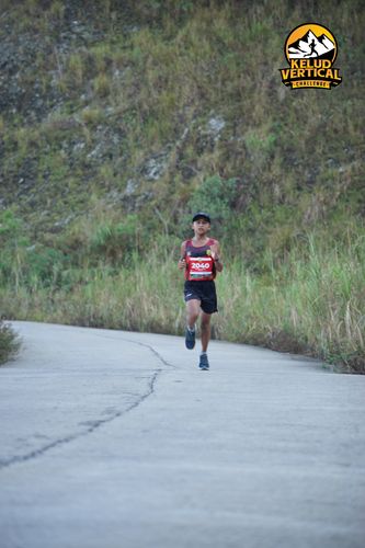 Race photo from Kelud Vertical Challenge 2024