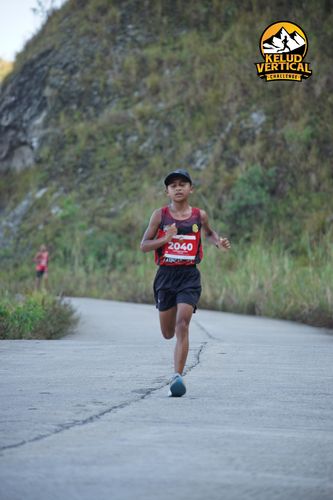 Race photo from Kelud Vertical Challenge 2024