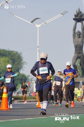 Race photo from Nu Skin Run 10K