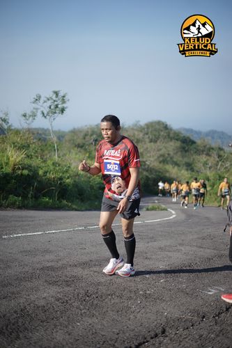 Race photo from Kelud Vertical Challenge 2024