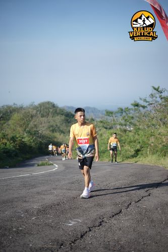 Race photo from Kelud Vertical Challenge 2024
