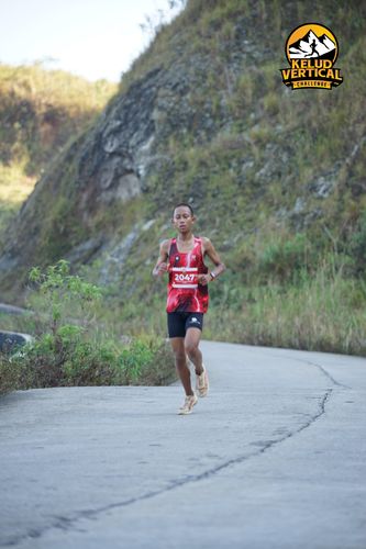 Race photo from Kelud Vertical Challenge 2024