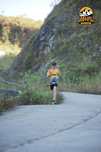 Race photo from Kelud Vertical Challenge 2024