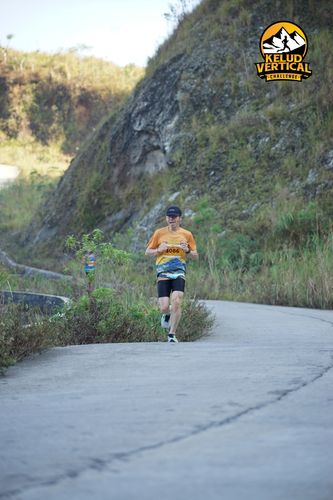 Race photo from Kelud Vertical Challenge 2024