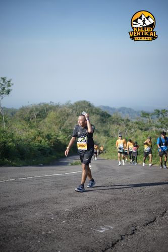 Race photo from Kelud Vertical Challenge 2024