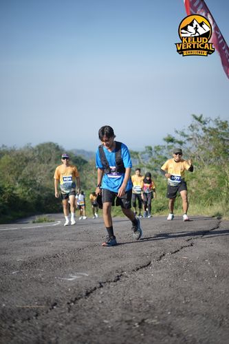 Race photo from Kelud Vertical Challenge 2024