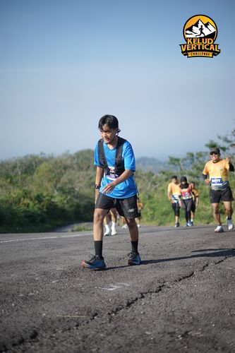 Race photo from Kelud Vertical Challenge 2024
