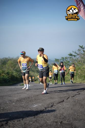Race photo from Kelud Vertical Challenge 2024