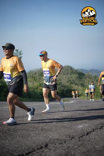 Race photo from Kelud Vertical Challenge 2024