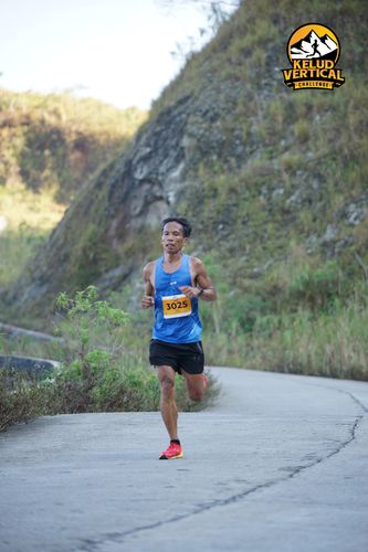 Race photo from Kelud Vertical Challenge 2024