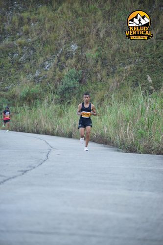Race photo from Kelud Vertical Challenge 2024