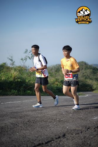 Race photo from Kelud Vertical Challenge 2024