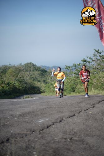 Race photo from Kelud Vertical Challenge 2024