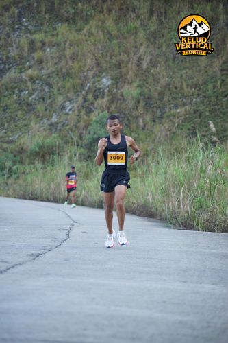 Race photo from Kelud Vertical Challenge 2024