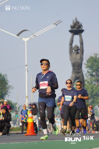 Race photo from Nu Skin Run 10K