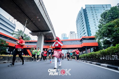 Race photo from ONE RUN 10K 2025