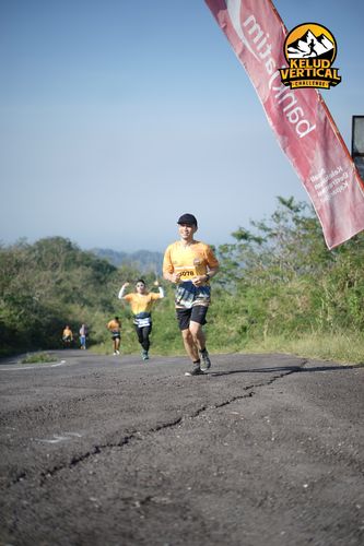 Race photo from Kelud Vertical Challenge 2024