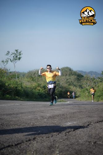 Race photo from Kelud Vertical Challenge 2024
