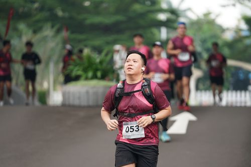 Race photo from Assurance Fun Run 2024