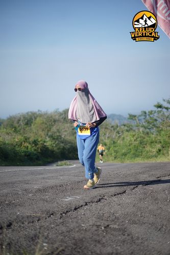 Race photo from Kelud Vertical Challenge 2024