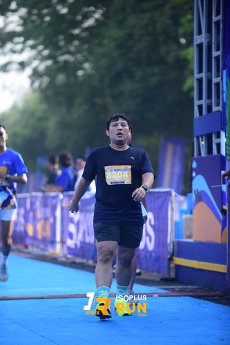 Race photo from Isoplus Run 2024 Surabaya