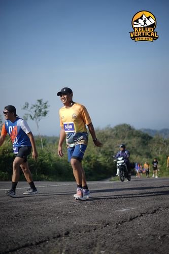Race photo from Kelud Vertical Challenge 2024