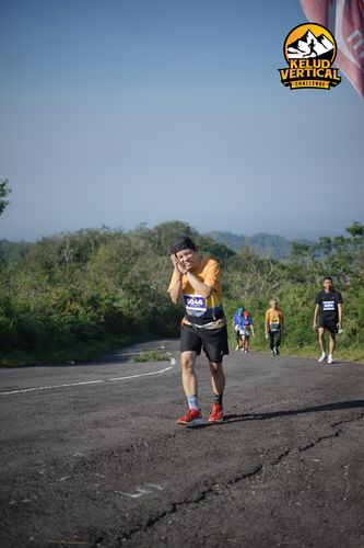 Race photo from Kelud Vertical Challenge 2024