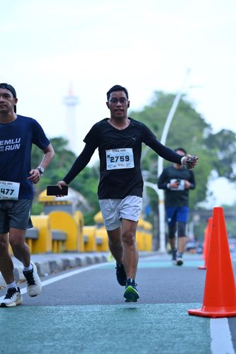 Race photo from KEMLU RUN 2025