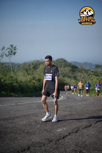 Race photo from Kelud Vertical Challenge 2024