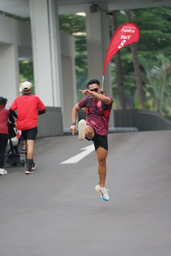 Race photo from Assurance Fun Run 2024