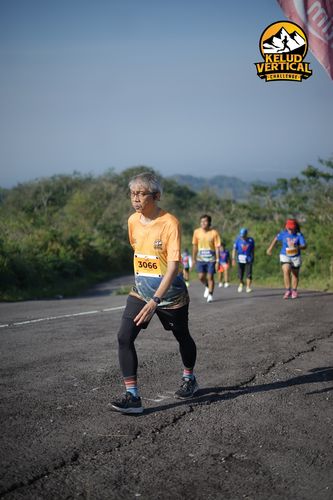 Race photo from Kelud Vertical Challenge 2024