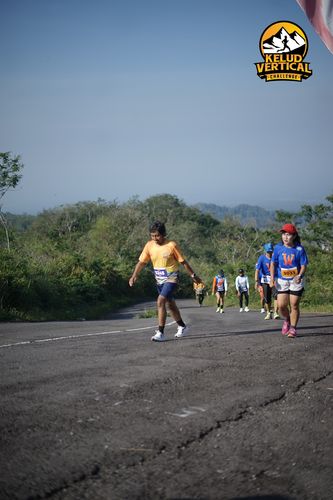 Race photo from Kelud Vertical Challenge 2024