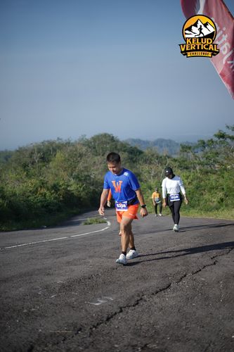 Race photo from Kelud Vertical Challenge 2024