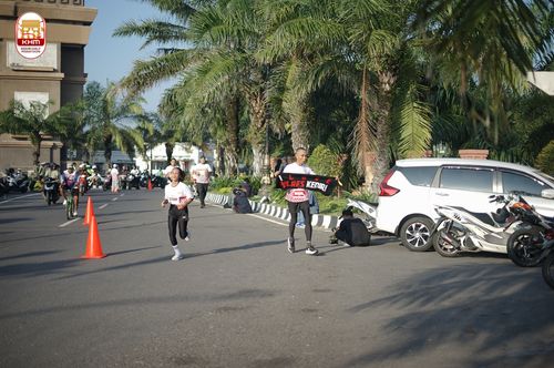 Race photo from Kediri Half Marathon 2024