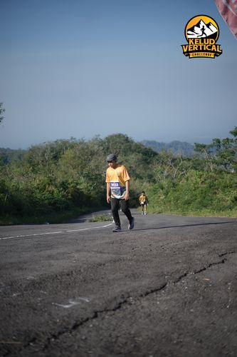 Race photo from Kelud Vertical Challenge 2024