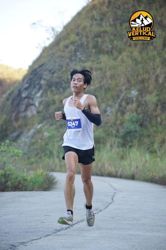 Race photo from Kelud Vertical Challenge 2024