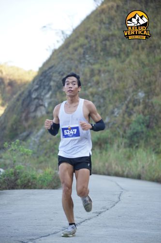 Race photo from Kelud Vertical Challenge 2024