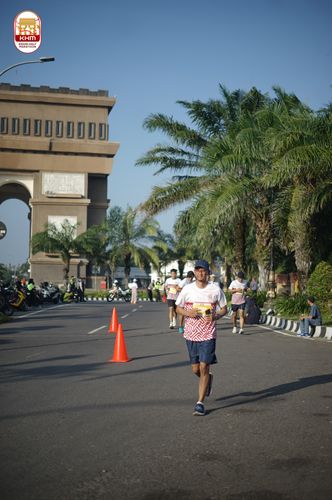 Race photo from Kediri Half Marathon 2024