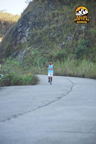 Race photo from Kelud Vertical Challenge 2024