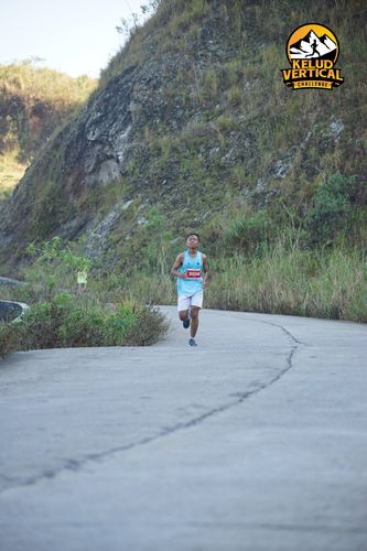 Race photo from Kelud Vertical Challenge 2024