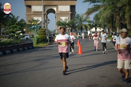 Race photo from Kediri Half Marathon 2024
