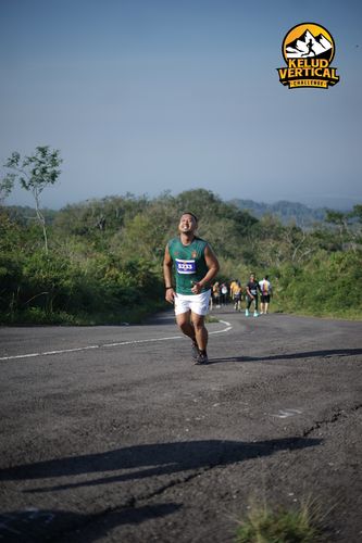 Race photo from Kelud Vertical Challenge 2024