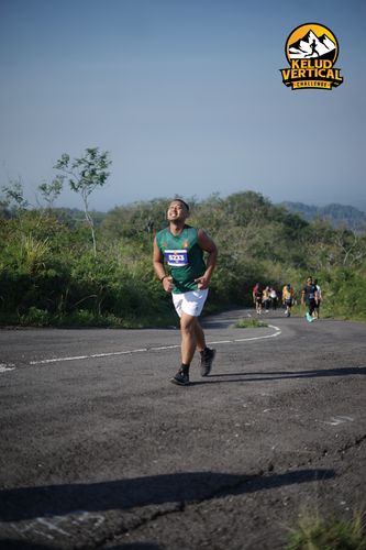 Race photo from Kelud Vertical Challenge 2024