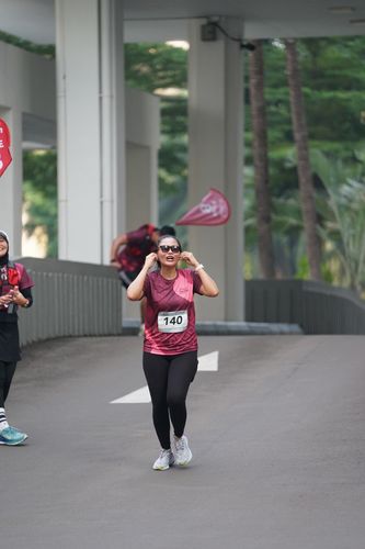 Race photo from Assurance Fun Run 2024