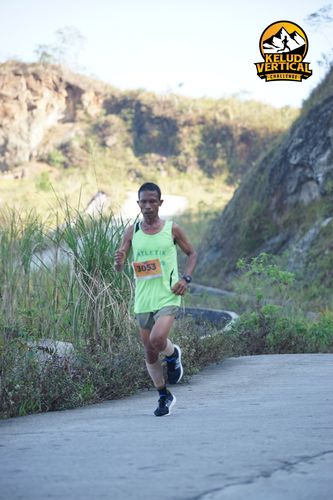 Race photo from Kelud Vertical Challenge 2024