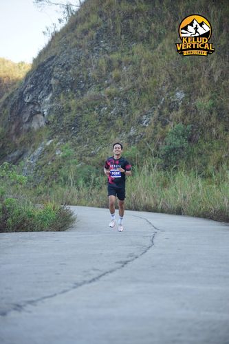 Race photo from Kelud Vertical Challenge 2024